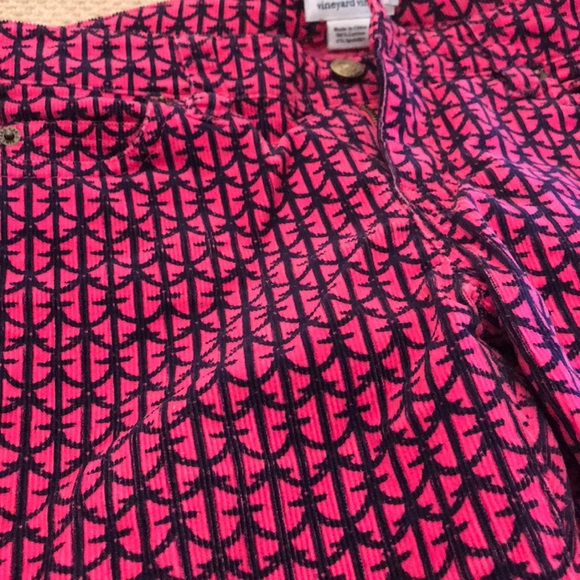 Vineyard vines corduroy navy and pink anchors - Picture 2 of 4
